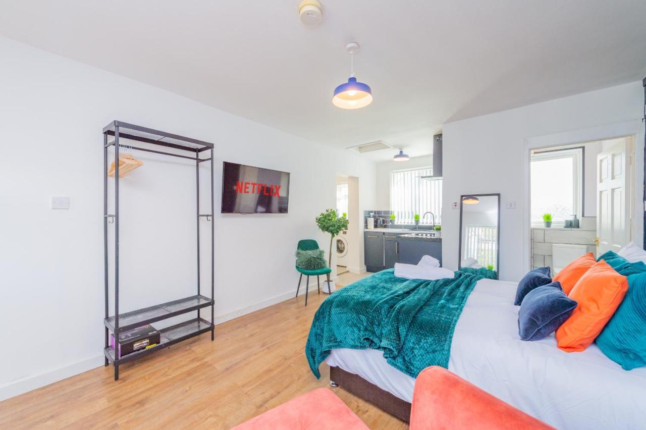 Studio Annexe By Papermill, Deeside - En-Suite, Heswall Luaran gambar