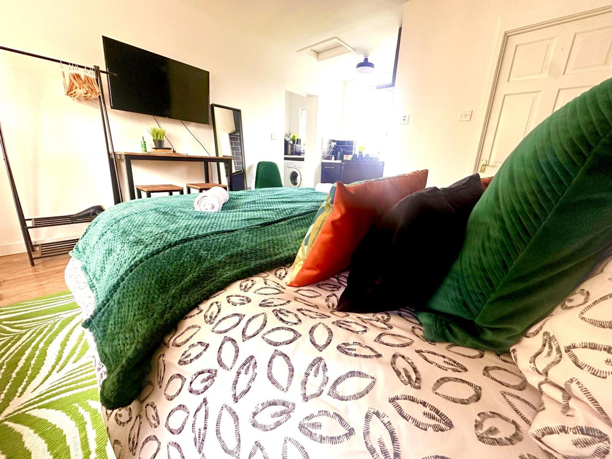 Studio Annexe By Papermill, Deeside - En-Suite, Heswall Luaran gambar